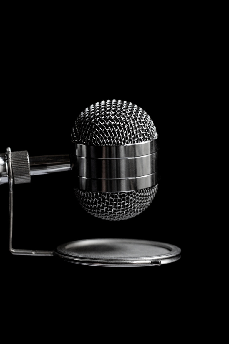 Professional Microphone With Noise Cancellation